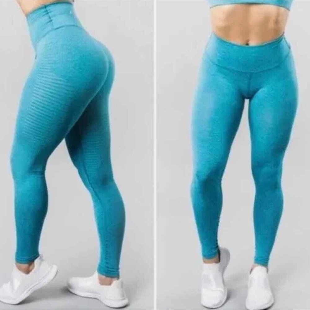 Alphalete Halo‎ high rise seamless leggings Vivid Blue